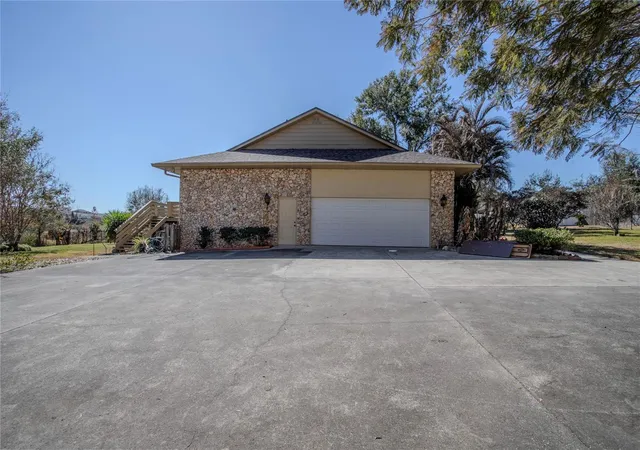 5th image of 13 Hermosa Dr, Eustis, FL 32726 | MLS# G5107869