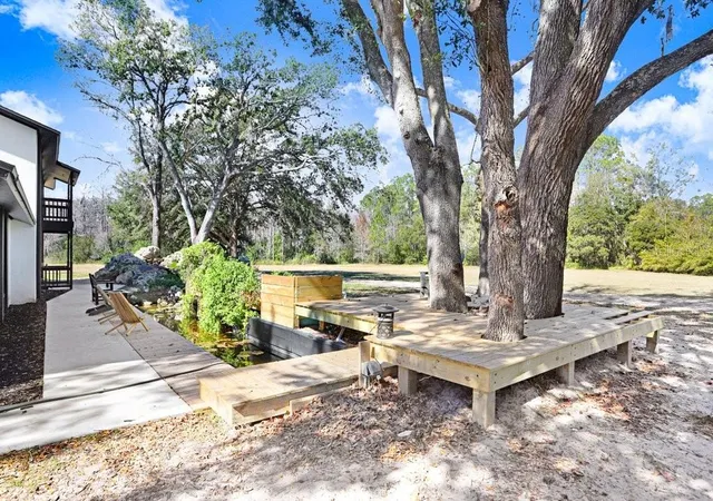 2nd image of 17308 Tobacco Rd, Lutz, FL 33558 | MLS# TB8473838