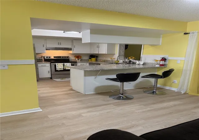 5th image of 322 Regal Park Dr, Valrico, FL 33594 | MLS# TB8473860