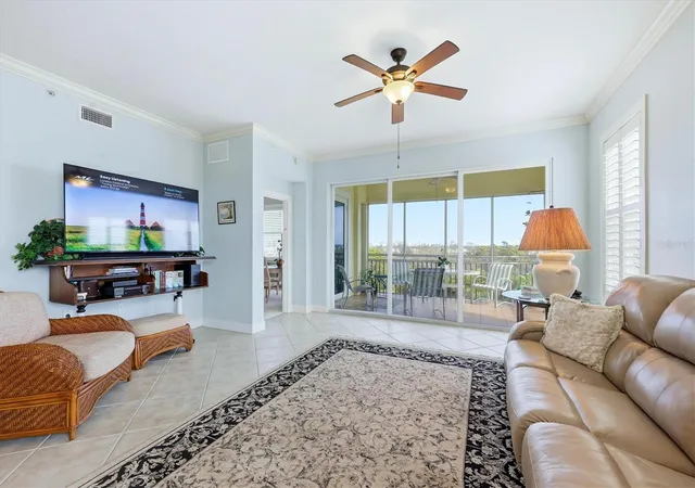4th image of 8571 Amberjack Cir #304, Englewood, FL 34224 | MLS# D6146056