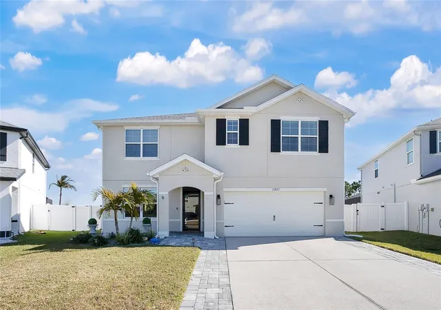 1st image of 15823 High Bell Pl, Bradenton, FL 34212 | MLS# A4681676