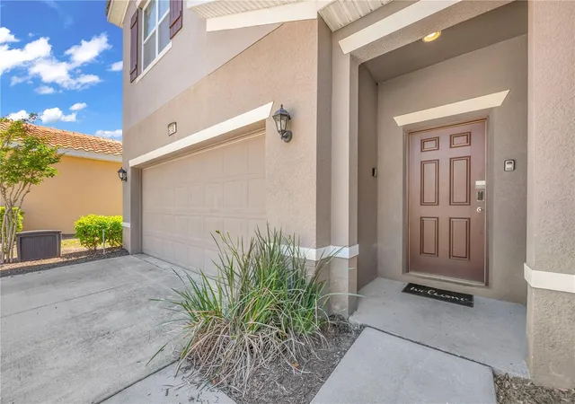 2nd image of 6049 Broad Oak Dr, Davenport, FL 33837 | MLS# S5143390