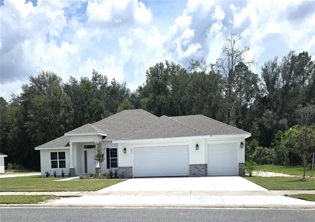 Photo 4 of Single family home for sale at 483 SW Bellflower Dr, Lake City, FL 32024 | MLS# GC537341 | Listing updated on 2026-10-24