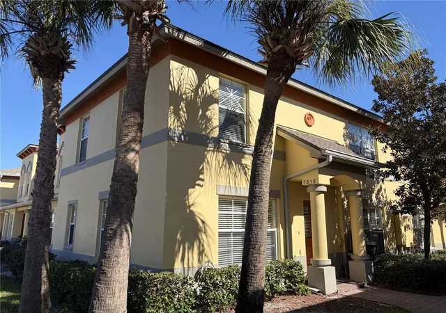 1st image of 3858 Island Wy, Saint Petersburg, FL 33705 | MLS# TB8474029