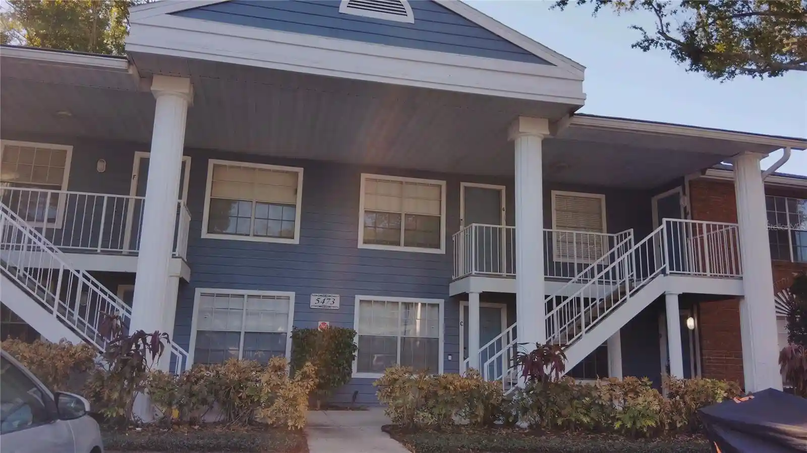 Listing Photo 1 - Condo for sale in 5473 Lake Margaret Dr located at 5473 Lake Margaret Dr, Orlando, FL 32812 - Unit 5473 Lake Margaret Dr