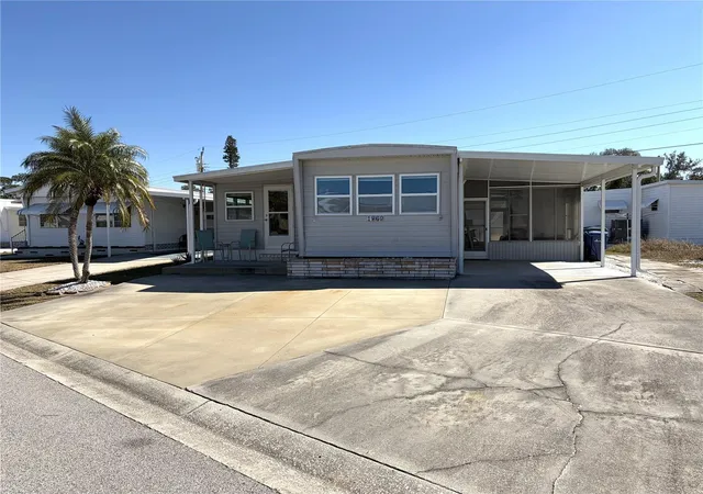 Manufactured home for sale at 1862 Palm Springs St, SARASOTA, FL 34234 | MLS# A4681738