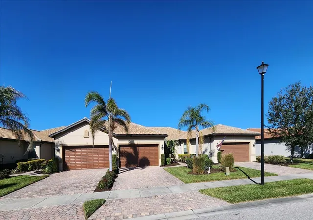Photo 2 of Single family home for sale at 13892 Alafaya St, Venice, FL 34293 | MLS# N6142864 | Listing updated on 2026-08-30