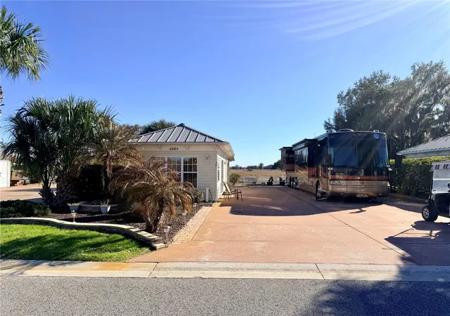 1st image of 4805 Se 94th Ave, Webster, FL 33597 | MLS# G5107921
