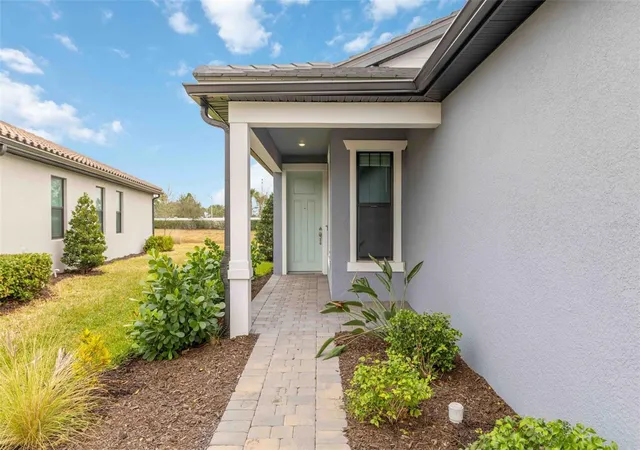 Homes for sale in Bradenton, FL | 5811 Silverside Pine Ct, Bradenton, FL 34211 | MLS# A4681775