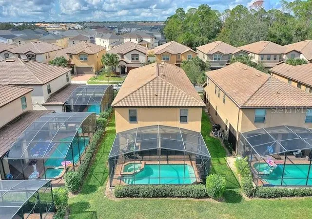 Photo 2 of Single family home for sale at 1627 Lima Ave, Kissimmee, FL 34747 | MLS# O6380867 | Listing updated on 2026-07-30