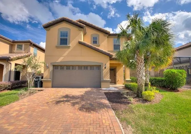 Photo 3 of Single family home for sale at 1627 Lima Ave, Kissimmee, FL 34747 | MLS# O6380867 | Listing updated on 2026-07-30