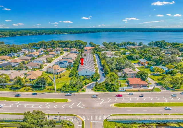 3rd image of 1425 Hillside Landing Dr, Tarpon Springs, FL 34688 | MLS# TB8474217