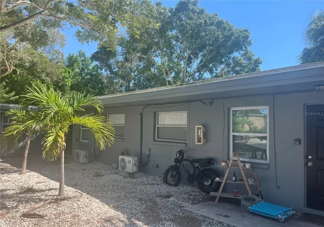 15th image of 115 Cleveland Ave, Largo, FL 33770 | MLS# TB8474230