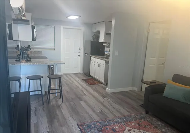 3rd image of 115 Cleveland Ave, Largo, FL 33770 | MLS# TB8474230