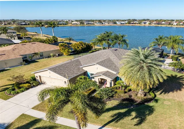 Photo 1 of Single family home for sale at 5431 Sandy Shell Dr, Apollo Beach, FL 33572 | MLS# TB8474243 | Listing updated on 2026-10-06