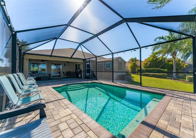 Photo 4 of Single family home for sale at 5431 Sandy Shell Dr, Apollo Beach, FL 33572 | MLS# TB8474243 | Listing updated on 2026-10-06