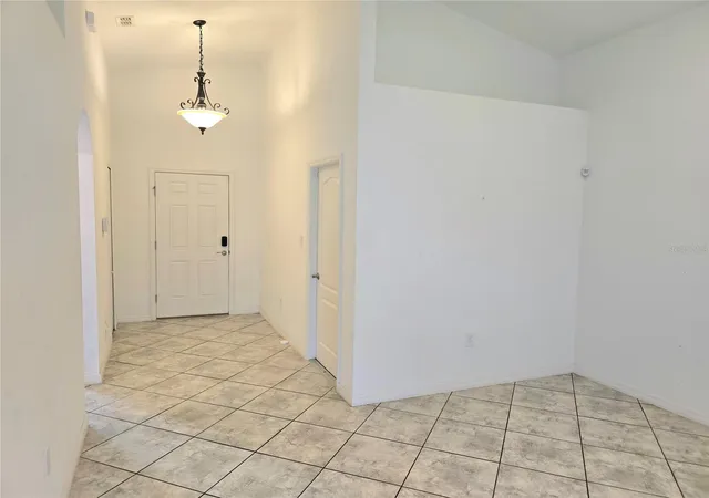 Photo 2 of Single family home for sale at 326 Dinner Lake Ct, Lake Wales, FL 33859 | MLS# P4937772 | Listing updated on 2026-10-06