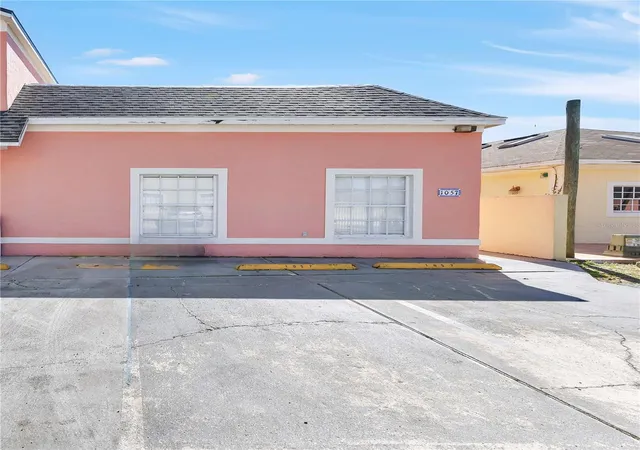 Photo 3 of Townhouse for sale at 1057 Universal Rest Pl, Kissimmee, FL 34744 | MLS# S5143478 | Listing updated on 2026-08-06