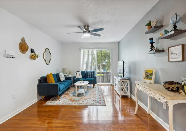 5th image of 1700 Sw 16Th Ct #P24, Gainesville, FL 32608 | MLS# GC537359