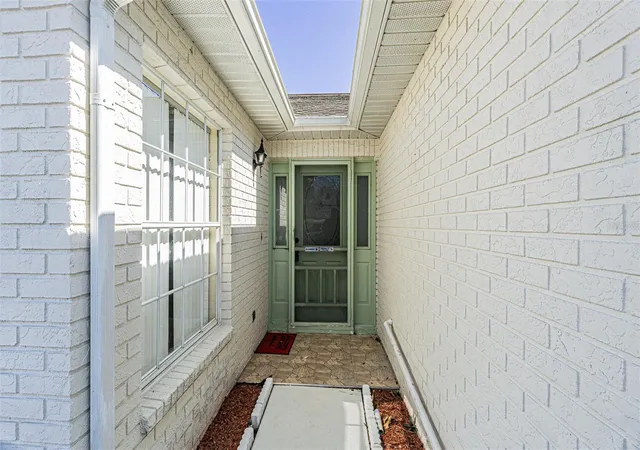 Photo 3 of Single family home for sale at 6056 Schalekamp Dr, Spring Hill, FL 34609 | MLS# TB8474336 | Listing updated on 2026-10-02
