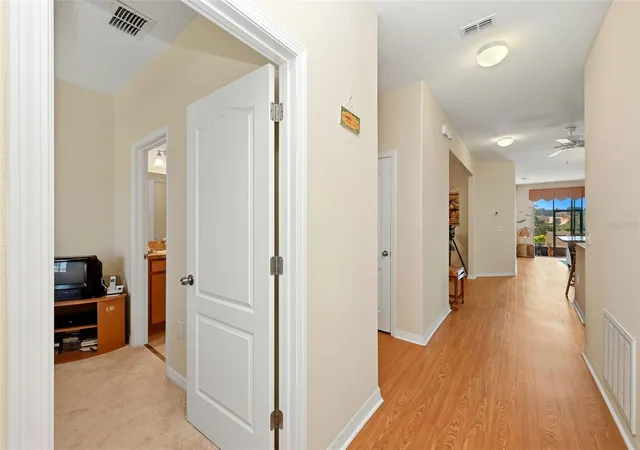 4th image of 3632 Solana Cir #B, Clermont, FL 34711 | MLS# G5107971