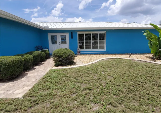 Homes for sale in Punta Gorda, FL | 190 Casa Lane, Punta Gorda, FL 33950 | MLS# R4910691