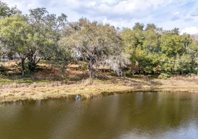Photo 3 of Land for sale at 507 Enka Ave, Orlando, FL 32835 | MLS# O6381020 | Listing updated on 2026-10-04