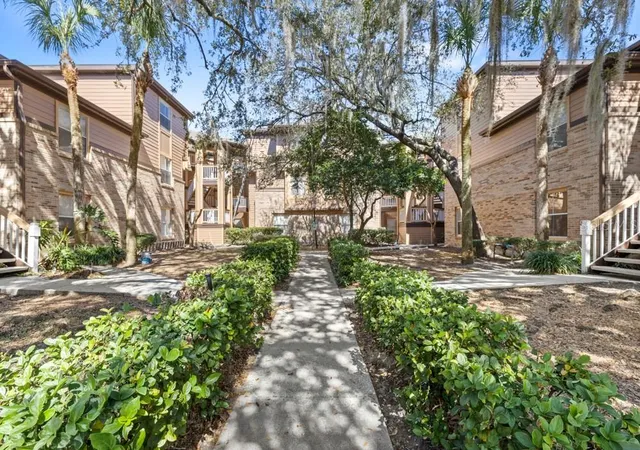 Photo 1 of Condo for sale at 486 N Pin Oak Pl #308, Longwood, FL 32779 | MLS# O6381034 | Listing updated on 2026-10-05