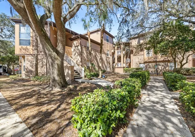 Photo 2 of Condo for sale at 486 N Pin Oak Pl #308, Longwood, FL 32779 | MLS# O6381034 | Listing updated on 2026-10-05