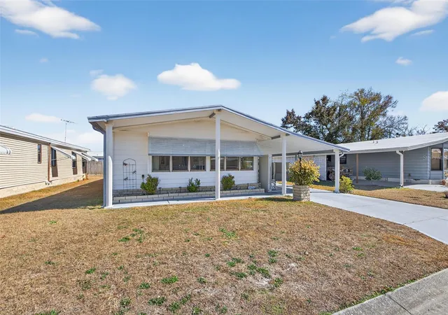 Photo 3 of Manufactured home for sale at 3836 William Hume Dr, Zephyrhills, FL 33541 | MLS# TB8474484 | Listing updated on 2026-09-24