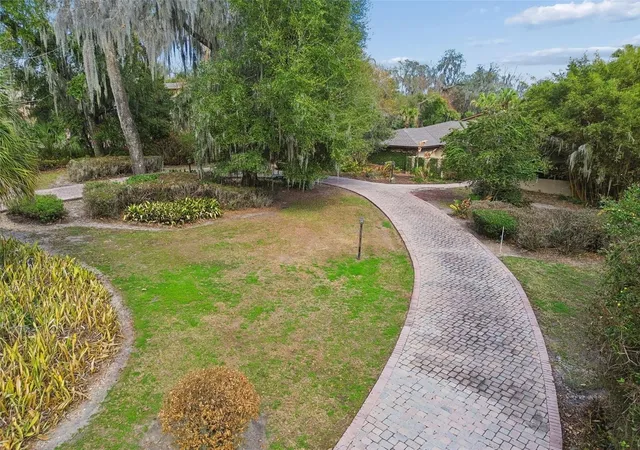 Photo 4 of Single family home for sale at 5324 Woodhaven Ln, Lakeland, FL 33813 | MLS# L4959287 | Listing updated on 2026-06-24