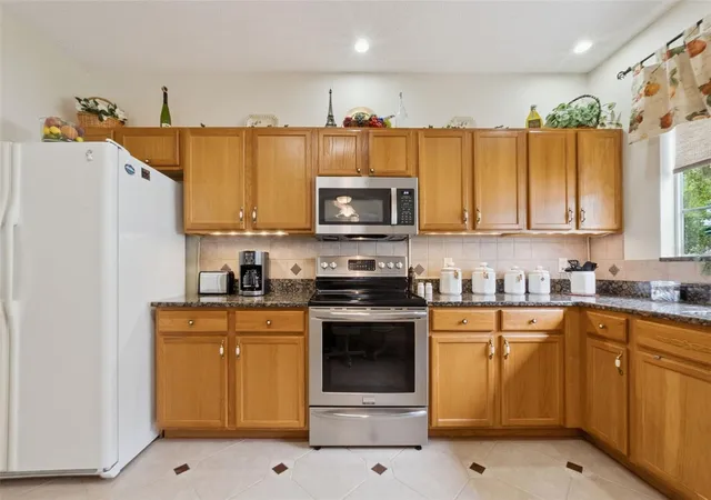 Homes for sale in Leesburg, FL | 25239 Cranes Roost Cir, Leesburg, FL 34748 | MLS# G5107978