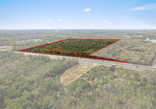 Photo 1 of Land for sale at 2872 S Suncoast Blvd, Homosassa, FL 34448 | MLS# OM718460 | Listing updated on 2026-08-20