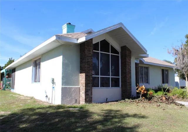Photo 1 of Single family home for sale at 38901 Ella Dr, Lady Lake, FL 32159 | MLS# G5107984 | Listing updated on 2026-08-02