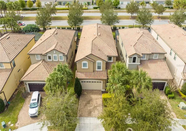 Photo 1 of Single family home for sale at 9013 Rhodes St, Kissimmee, FL 34747 | MLS# O6381275 | Listing updated on 2026-09-01