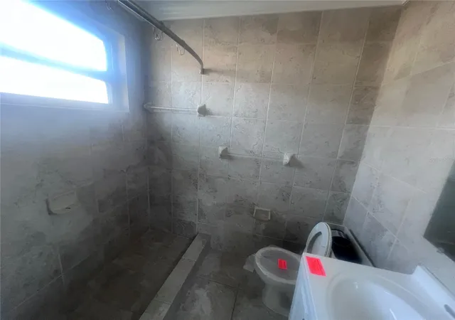 5th image of 323 Scotland Dr, Daytona Beach, FL 32117 | MLS# O6381278