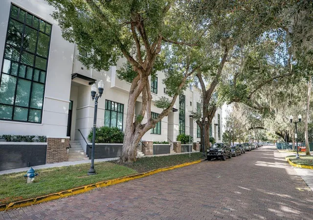 Photo 32 of Condo for sale at 460 E Jackson St #2, Orlando, FL 32801 | MLS# R4910697 | Listing updated on 2026-09-13