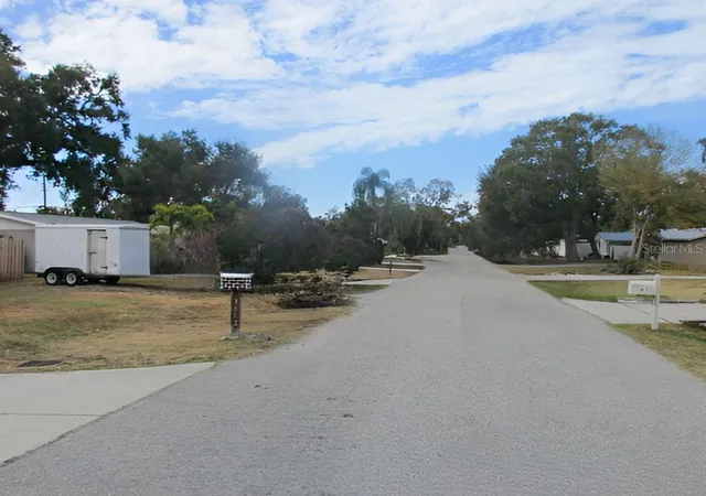 13th image of 3024 Williamsburg St, Sarasota, FL 34231 | MLS# C7521739