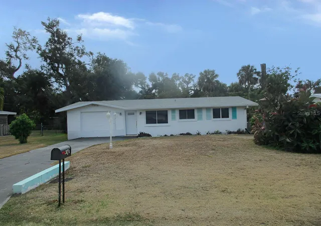 1st image of 3024 Williamsburg St, Sarasota, FL 34231 | MLS# C7521739