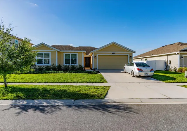 40th image of 5325 Red Coral Cir, Mount Dora, FL 32757 | MLS# O6381298