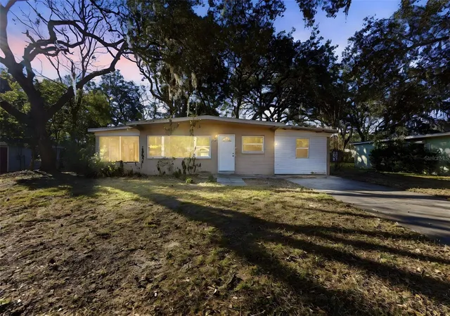 Photo 1 of Single family home for sale at 762 Valencia Ave, Orange City, FL 32763 | MLS# V4947275 | Listing updated on 2026-09-23