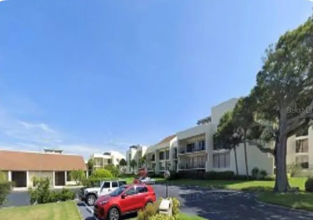 2nd image of 50 Coe Rd #322, Belleair, FL 33756 | MLS# TB8474813