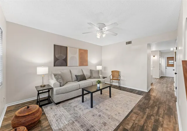 4th image of 101 N Pine St #2, New Smyrna Beach, FL 32169 | MLS# NS1087331