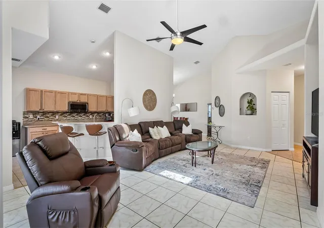 5th image of 19 Raintree Cir, Palm Coast, FL 32164 | MLS# FC316039