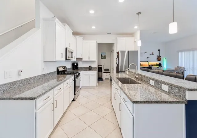3rd image of 8241 Corner Pine Wy, New Port Richey, FL 34655 | MLS# W7882889