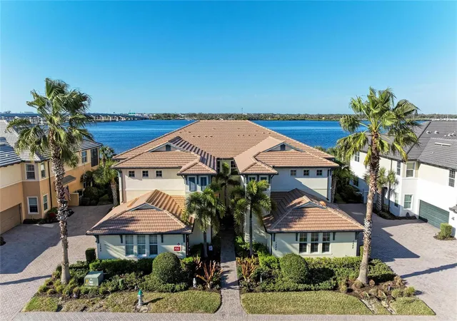 Condo for sale at 1246 Riverscape St, BRADENTON, FL 34208 | MLS# A4682037