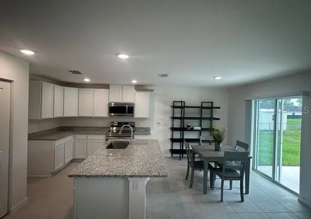 Photo 2 of Single family home for sale at 5237 SW 165th Street Rd, Ocala, FL 34473 | MLS# O6381418 | Listing updated on 2026-09-21