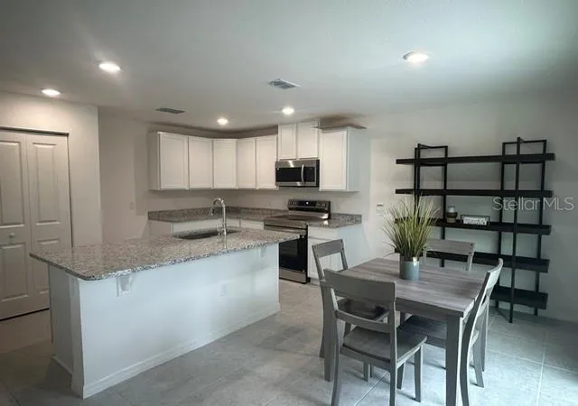 Photo 3 of Single family home for sale at 5237 SW 165th Street Rd, Ocala, FL 34473 | MLS# O6381418 | Listing updated on 2026-09-21