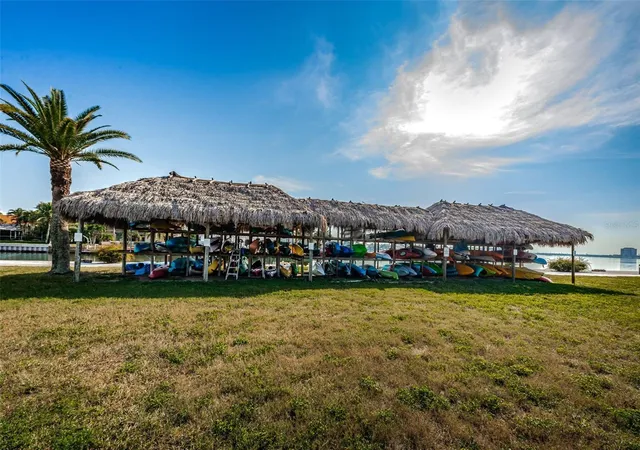 Listing Photo 2 - Condo for sale in building located at 5130 Brittany Dr S, St. Petersburg, FL 33715 - Unit #807