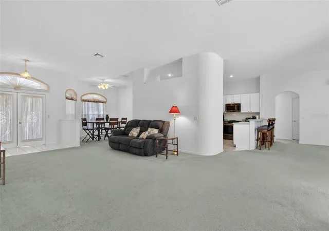 Photo 4 of Single family home for sale at 365 Via Bianca Dr, Davenport, FL 33896 | MLS# G5108015 | Listing updated on 2026-10-06